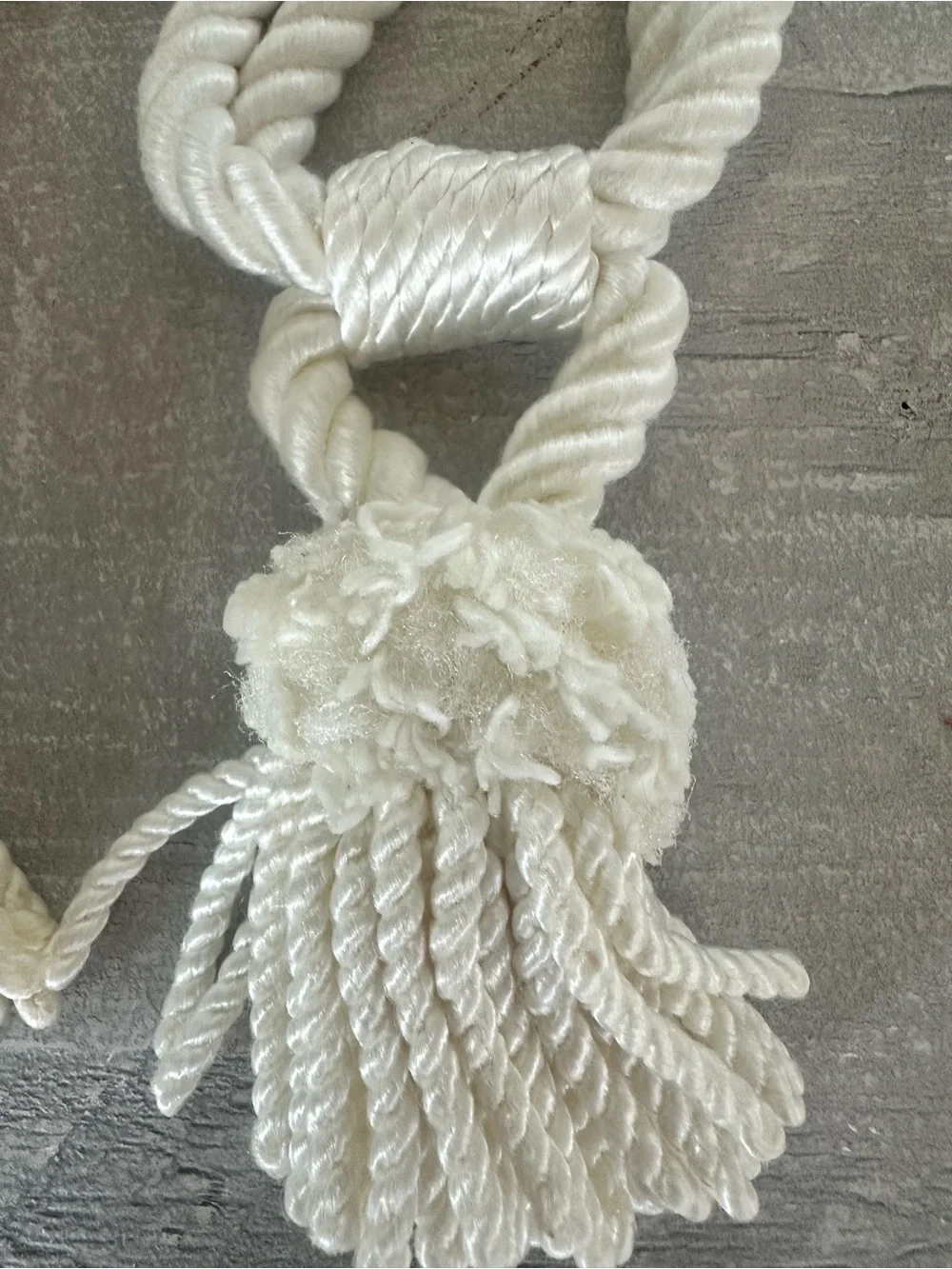 Vintage Curtain Drapery Tiebacks Pullbacks Rope Tassels Cream Color Set Of 4